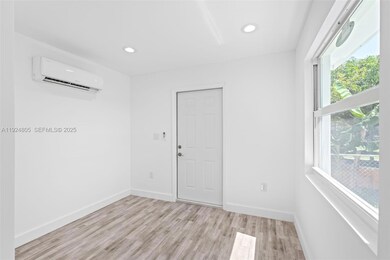 2847 Polk St unit 3, Hollywood, FL 33020 - photo 5