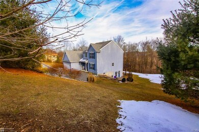 2014 Evergreen Dr, Tamaqua, PA 18252 - photo 3