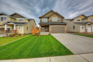 916 Boatman Ave NW unit 4, Orting, WA 98360 - photo 3