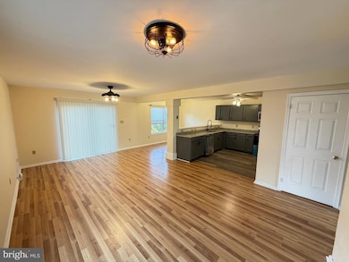 717 Lexington Dr, Bear, DE 19701 - photo 7