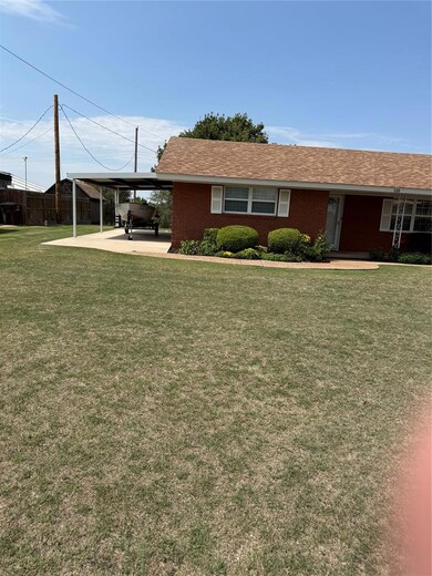 518 S Carnegie St, Carnegie, OK 73015 - photo 4
