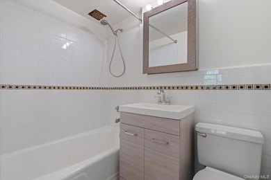 61-15 97th St unit 2D, Rego Park, NY 11374 - photo 7
