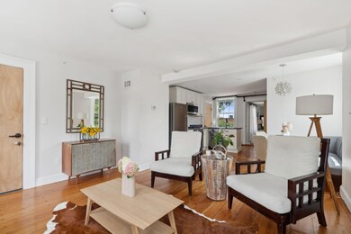 32 Pleasant St 2