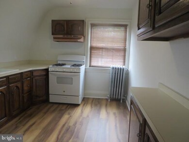 129 Cedar St unit 3, Jenkintown, PA 19046 - photo 2