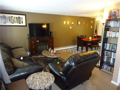 61 Reed St unit 61, Warwick, RI 02886 - photo 2