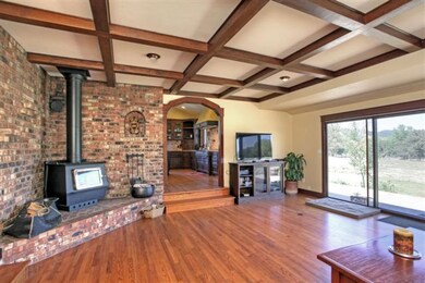 3639 Livingston Rd, Central Point, OR 97502 - photo 3