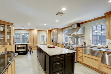 13515 Saint Marys Ln, Houston, TX 77079 - photo 2