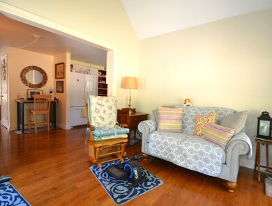 34 Dixon Dr, Litchfield, NH 03052 - photo 6