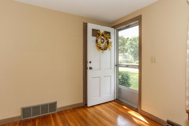 47 Monroe Ln, West Yarmouth, MA 02673 - photo 3