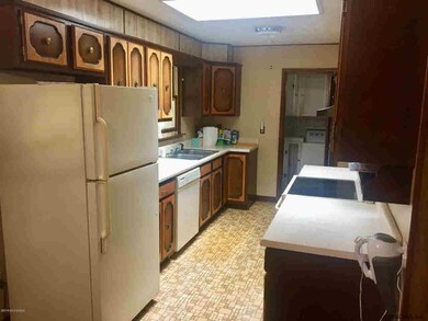 21 Harris Rd, Corinth, NY 12822 - photo 4