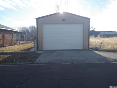 304 W 1st St, Winnemucca, NV 89445 - photo 6