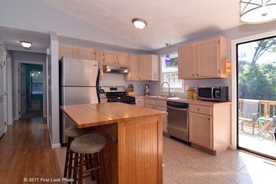 34 Samuel Ct, Cranston, RI 02920 - photo 7