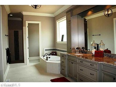 Master Bath/Spa. Roomy Master Bath