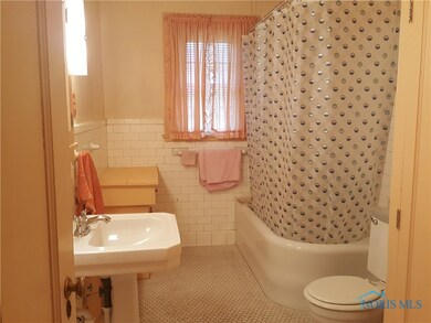 Full Bath