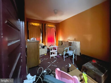 2424 Lakeview Ave, Baltimore, MD 21217 - photo 7