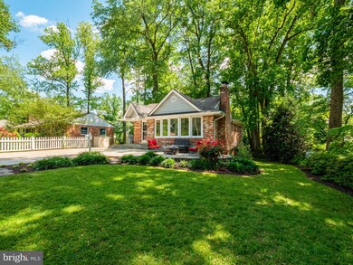 6639 Moly Dr, Falls Church, VA 22046 - photo 3