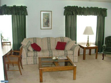 55 Maple Leaf Cir, Sewell, NJ 08080 - photo 5