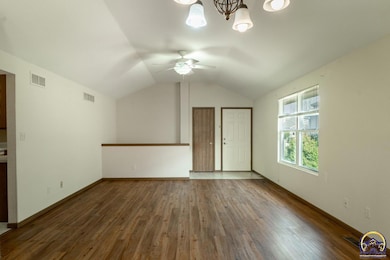 7237 SW 23rd Ct, Topeka, KS 66614 - photo 4