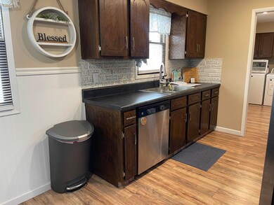 322 W 3rd St, La Crosse, KS 67548 - photo 5