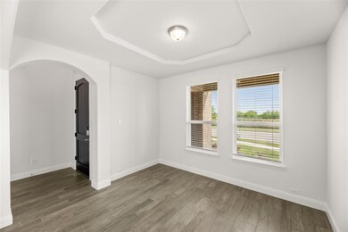 6736 Rockshire Bonus room1