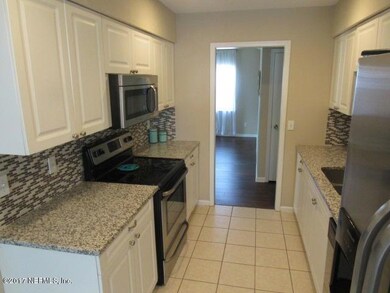 7838 Duckwood Ln, Jacksonville, FL 32210 - photo 7