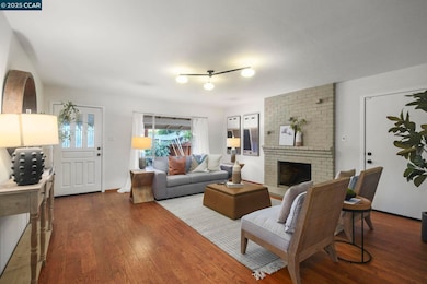 1867 Toyon Dr, Concord, CA 94520 - photo 4