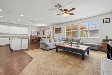 3366 Arrowhead Ct, Rosamond, CA 93560 - photo 6