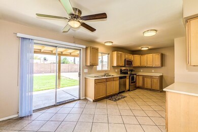 851 W Westchester large kitchen