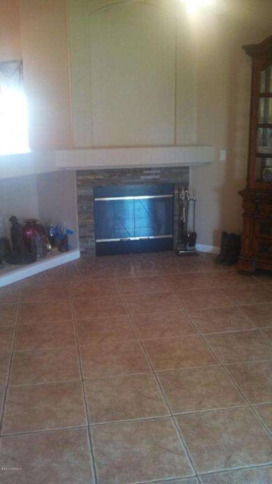 Fireplace v