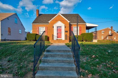 307 Commerce St, Waynesboro, PA 17268 - photo 3