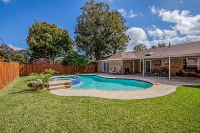 9707 Santa Monica Blvd, Houston, TX 77089 - photo 3
