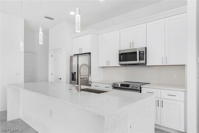 305 Kismet Pkwy E, Cape Coral, FL 33909 - photo 4