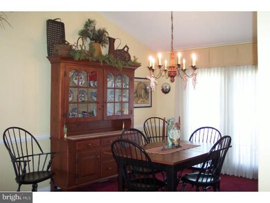 2131 Hendricks Rd, Pennsburg, PA 18073 - photo 6