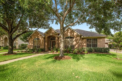 16807 Laguna Springs Dr, Houston, TX 77095 - photo 2