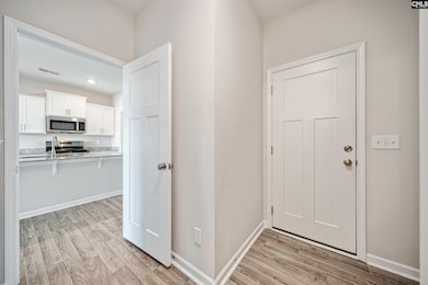 1114 Crescent Moon Loop, Hopkins, SC 29061 - photo 6