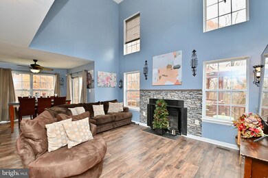 8534 Kingsway Dr, White Plains, MD 20695 - photo 7