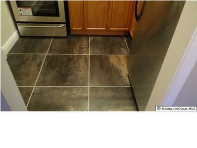 119 Morristown Rd unit 204 A, Matawan, NJ 07747 - photo 3