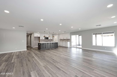 4 Great Room-Kitchen