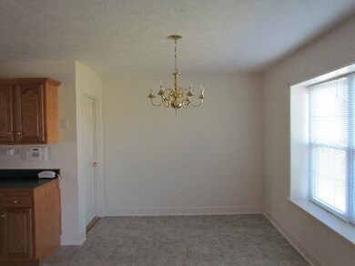 2110 Coldstream Dr, Lawrenceburg, KY 40342 - photo 3