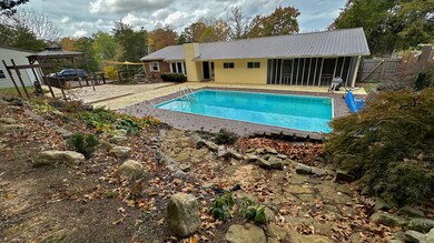 829 Shelbyville Rd, McMinnville, TN 37110 - photo 4