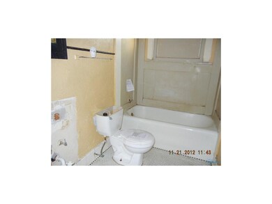 Full Bath. Unit 1