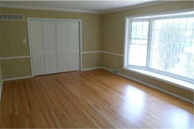 734 Windsor Place, Wallingford, PA 19086 - photo 3