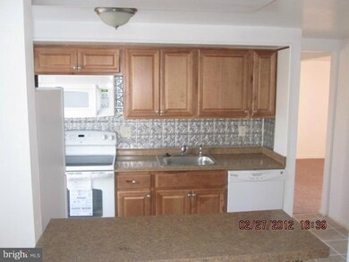 9840 Branchleigh Rd, Randallstown, MD 21133 - photo 4