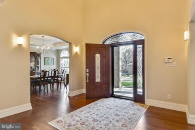 6632 Beacon Ln, Falls Church, VA 22043 - photo 3