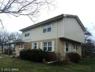 3506 Gary Ct, Hyattsville, MD 20785 - photo 4