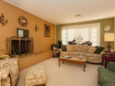 1500 N Main St, Hendersonville, NC 28792 - photo 2