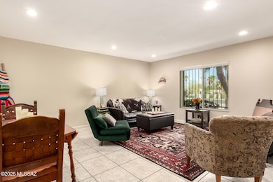 4386 E Fort Lowell Rd, Tucson, AZ 85712 - photo 5