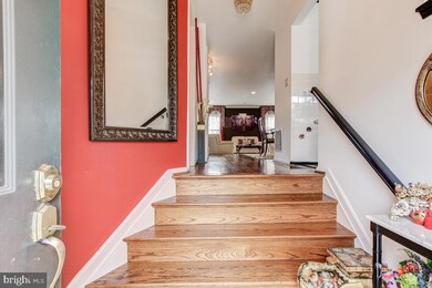 7769 Jewelweed Ct, Springfield, VA 22152 - photo 3