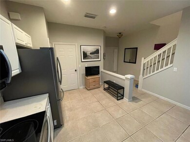 921 Hampton Cir, Naples, FL 34105 - photo 3