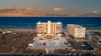 15002 Windward Dr unit 401, Corpus Christi, TX 78418 - photo 2